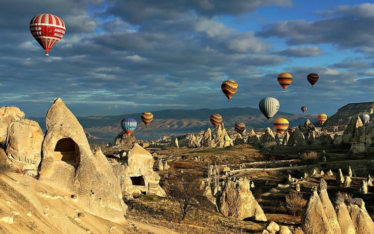 Hot-Air-Balloons-Cappadocia2